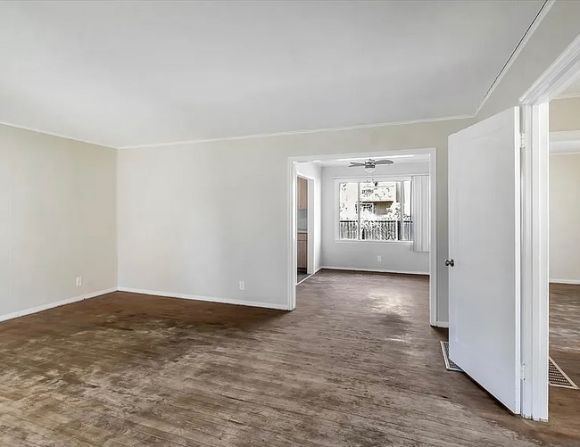 Photo - 827 Chestnut St