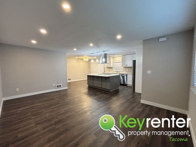 Photo - Newly Remodeled 3 Bedroom Home for Rent in Tacoma with Backyard and Garage!