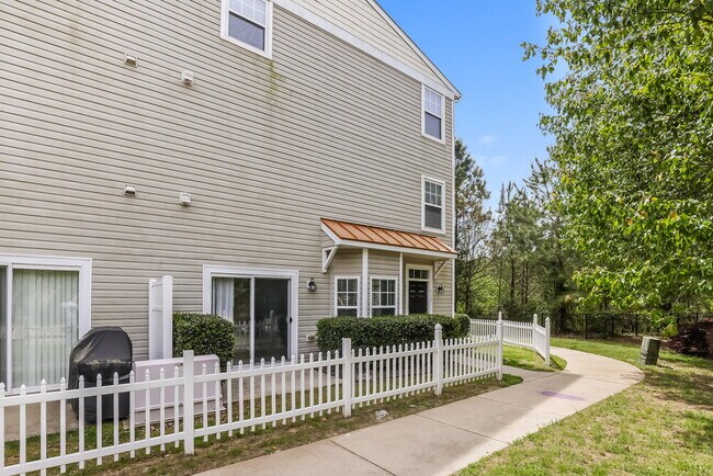 Photo - 11731 Mezzanine Dr