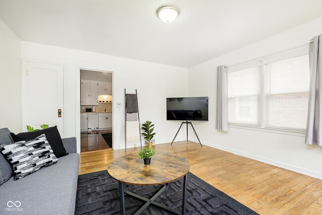 Photo - 1616 Cord St