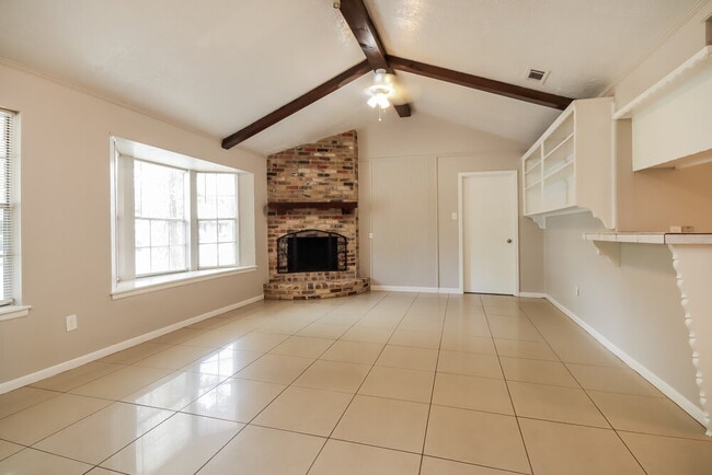111 Belvedere Dr