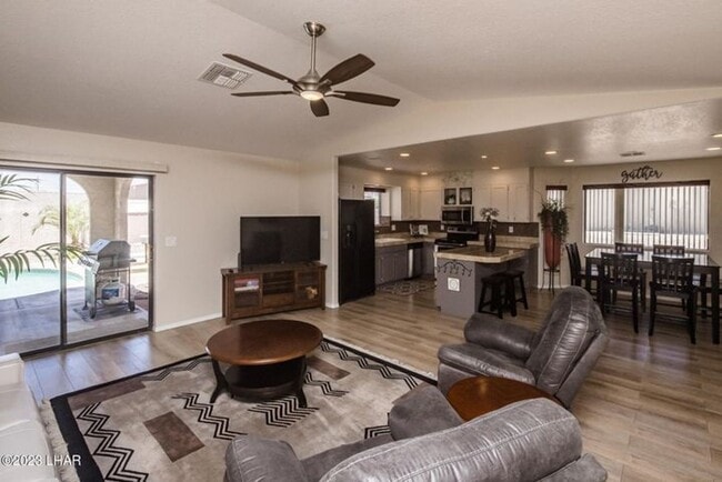 Photo - Long Term Four Bedroom House with Pool!