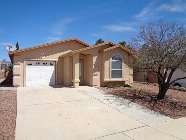 Adorable Single Level Eastside Home With E... - Adorable Single Level Eastside Home With E...