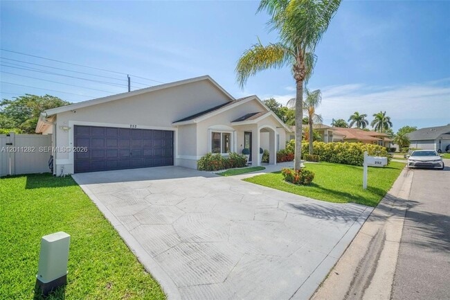 Photo - 252 Malibu Cir