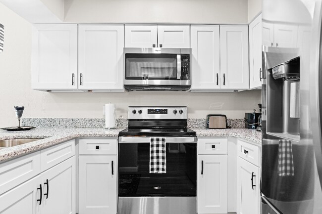 Photo - 4401 SW 21st Ln