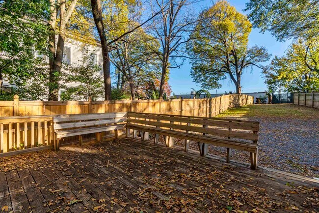 Photo - 877 Edgewood Ave NE