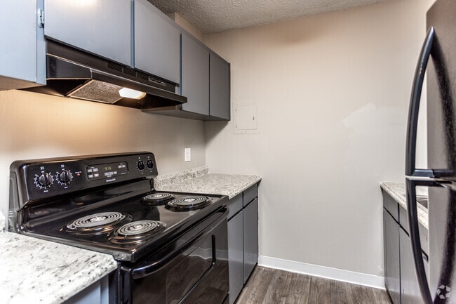 2BR, 1BA - 750 SF - The Avenues At East Moline