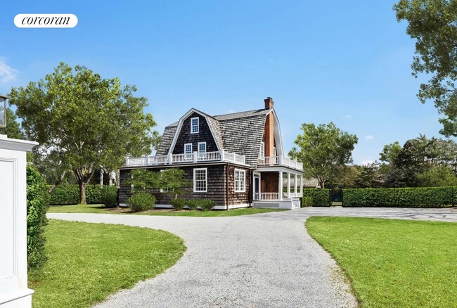 Building Photo - 109 Quogue St Rental