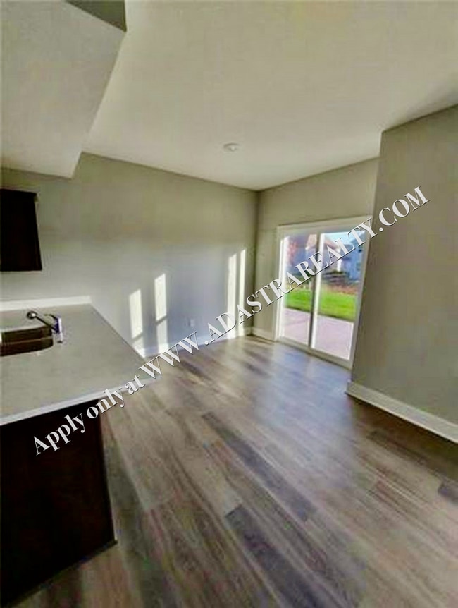Photo - 315 N 6th Terrace
