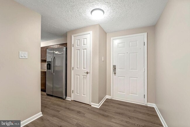 Photo - 151 Kenwood Dr