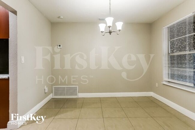 Photo - 7560 Venetian St