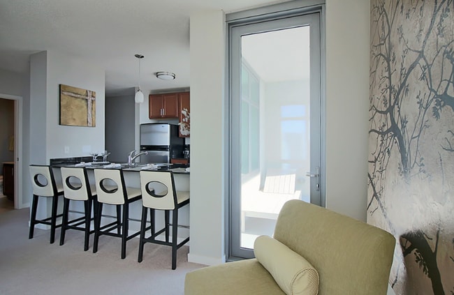 Photo - 546 W Kinzie St