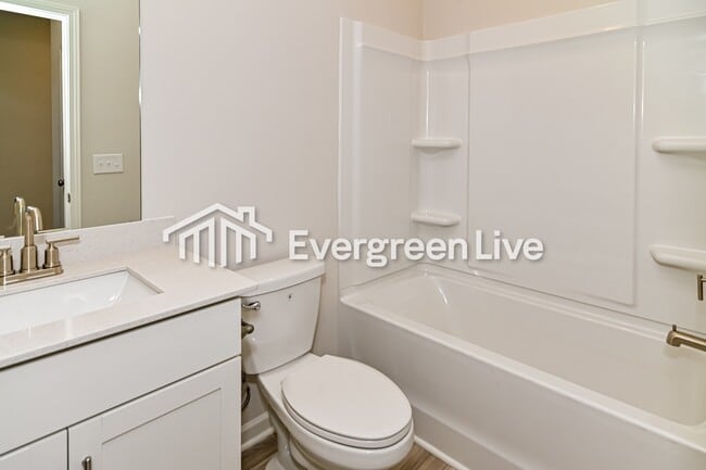 Photo - 632 Shoemaker Ln