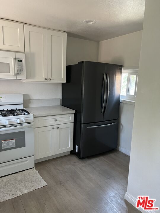 1711 S New Hampshire Ave House House Rental in Los Angeles, CA