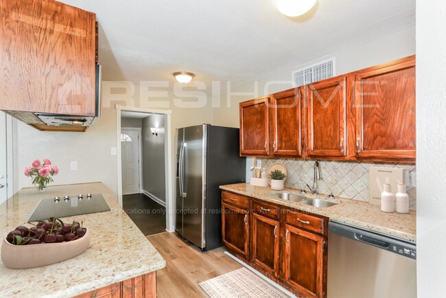 Photo - 906 Fort Worth St