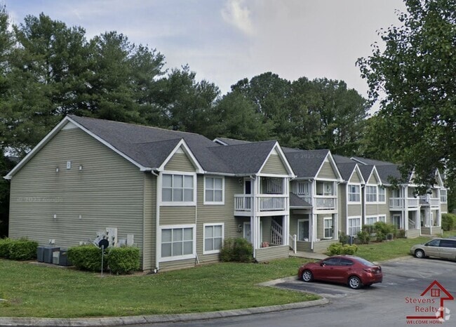 Building Photo - 430 Oriole Dr Unit R13 Rental