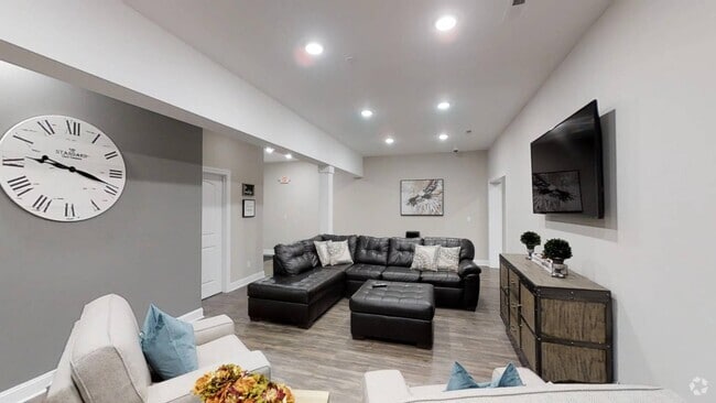 Social Room - Eagle Village Rental