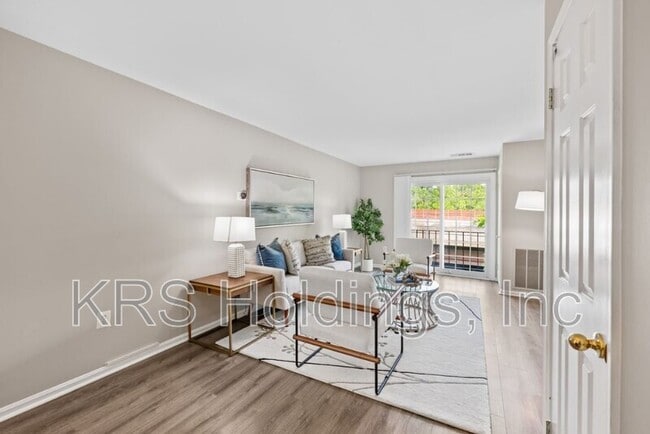 Photo - 2050 N Calvert St Unit #410