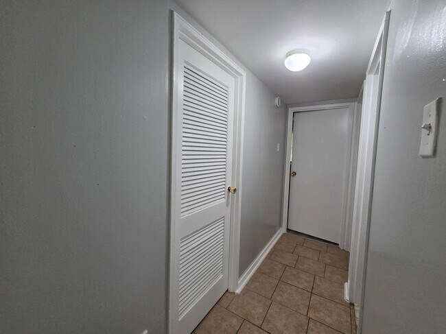 Photo - 532 Foster St