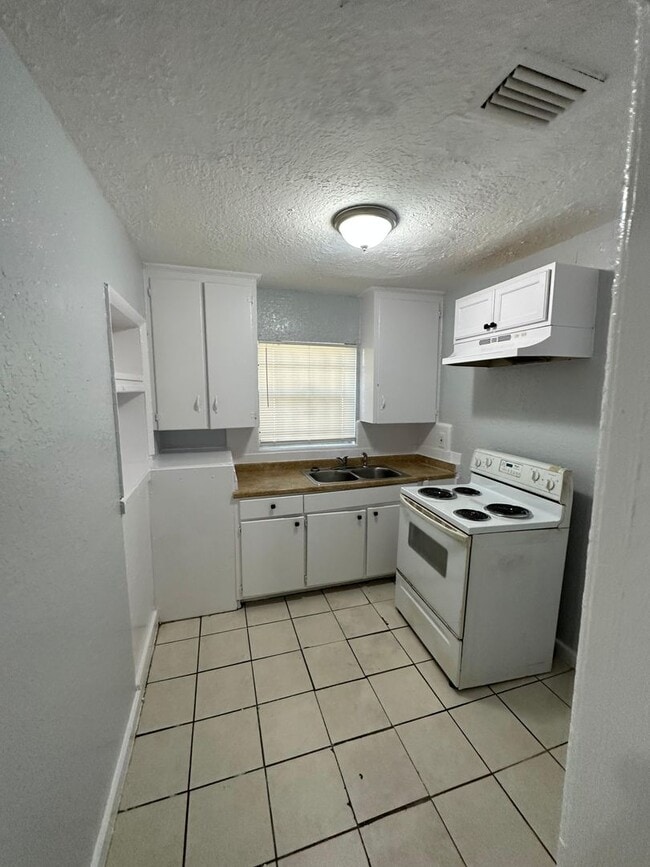 Photo - Fully Renovated  Single Family House - 1/1...