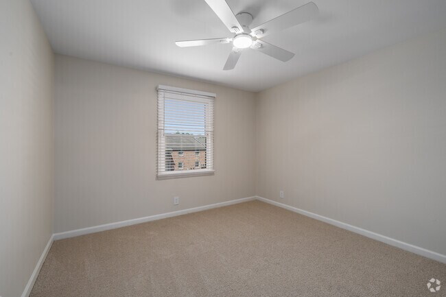 2BR, 2BA - 1,216SF - Second Bedroom