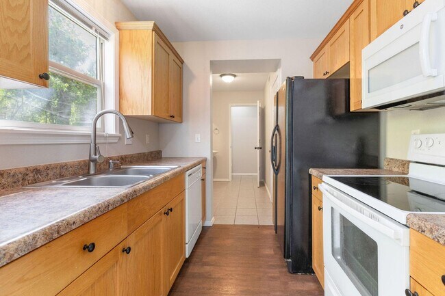 Photo - 1297 Hillcrest Pl Unidad 1297 Hillcrest Place  B