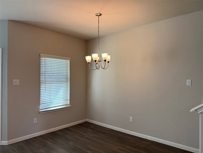 Photo - 149 Camelot Pl Ct