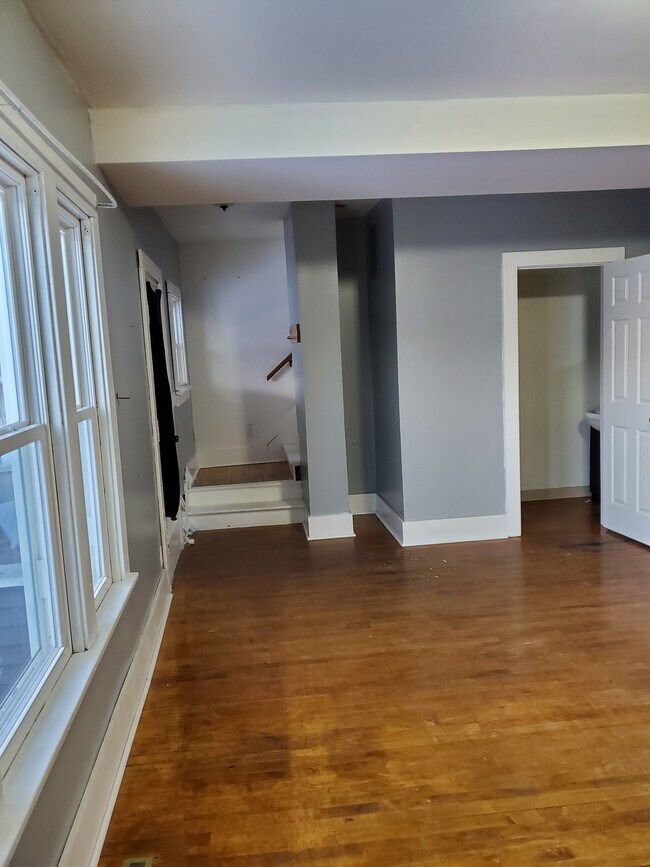 Photo - 1129 9th St N