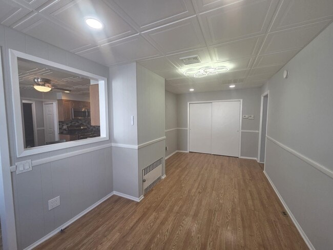 Photo - 631 Second Ave Unidad 1st flr