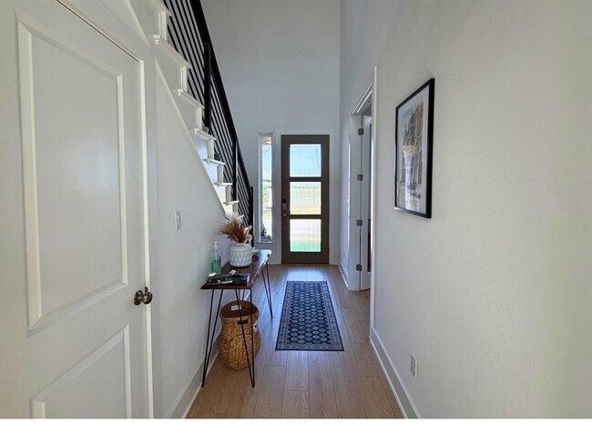 12708 Purple Prairie Ln