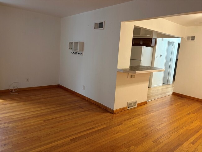 Photo - 649 San Gabriel Pl