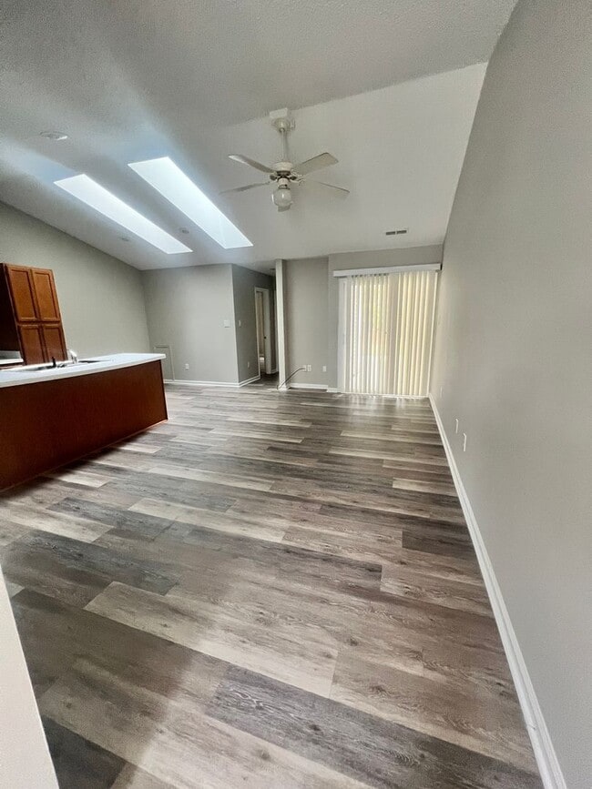 Photo - Two Bedroom Two Bath