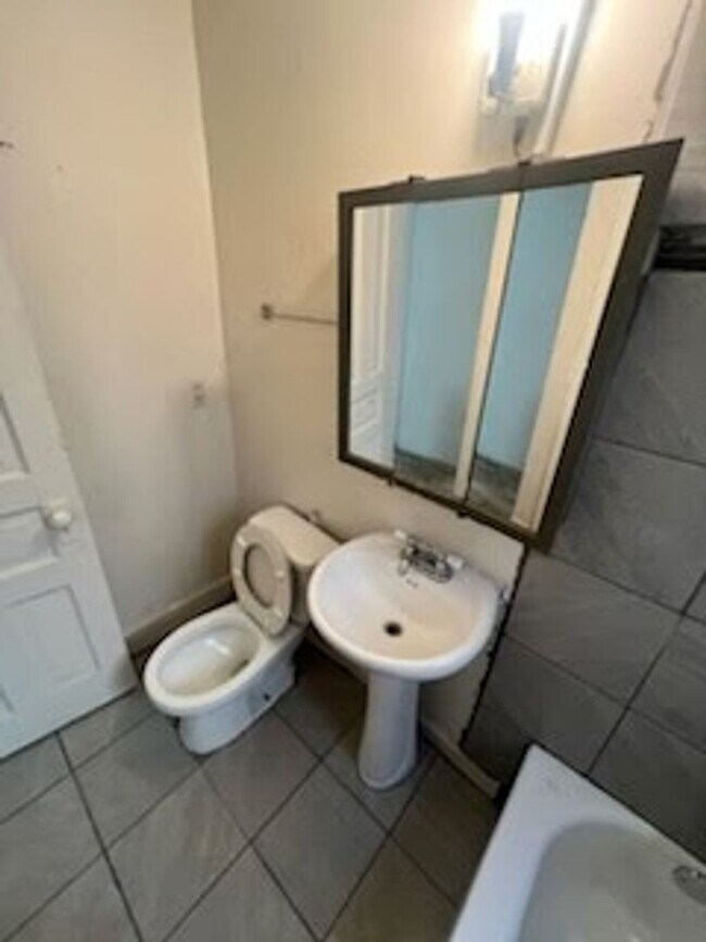 Photo - 2421 S 5th Pl Unit 2421 S 5th Pl #4