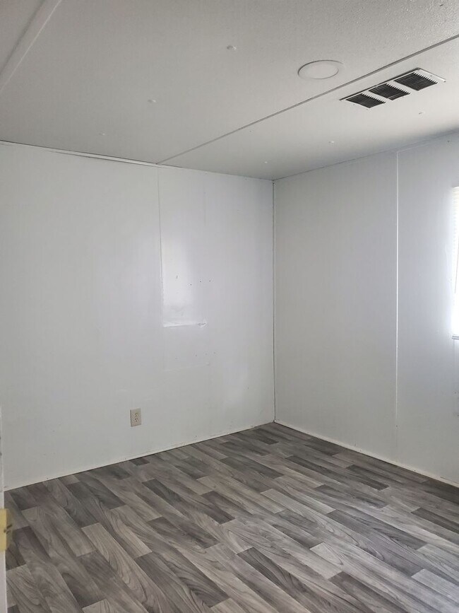 Photo - Newly Renovated Mobile Home