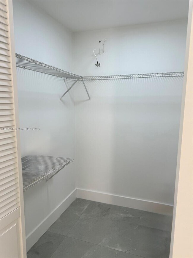 Photo - 2 bedroom in Sunny Isles Beach FL 33160