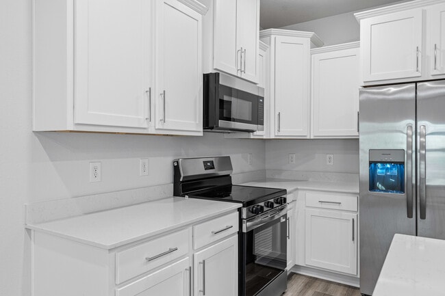 Photo - 2430 Clf Holw Cir