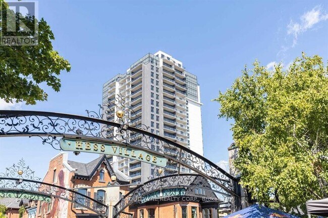 Photo - 15 Queen St S Unité 1509