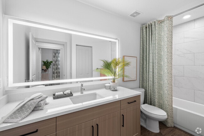 2BR, 2BA - 1064SF