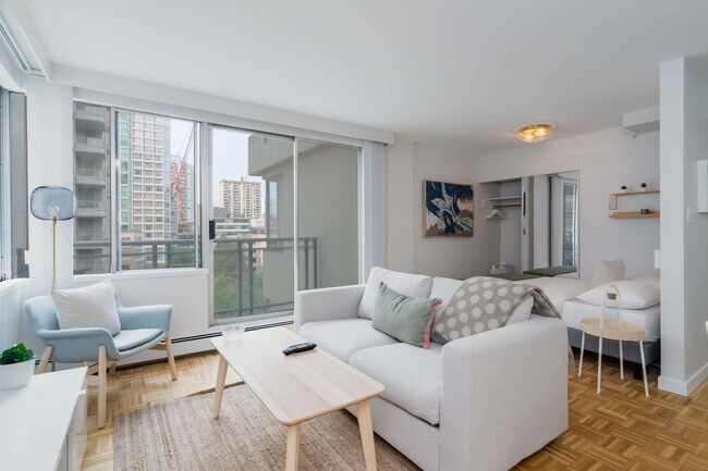 Photo - Somerset Unit 01003