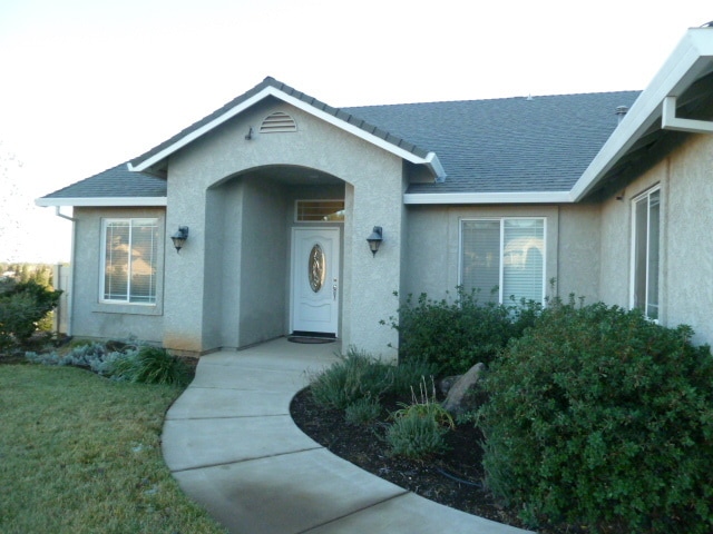 Building Photo - 3 Bedroom Home in Windsor Estates