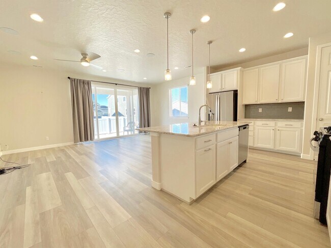 Photo - 6371 Blue Pony Wy