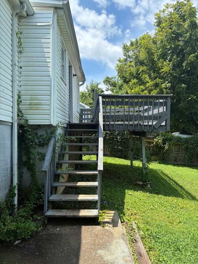 Photo - Cozy 3 Bedroom Home in Clarksville!