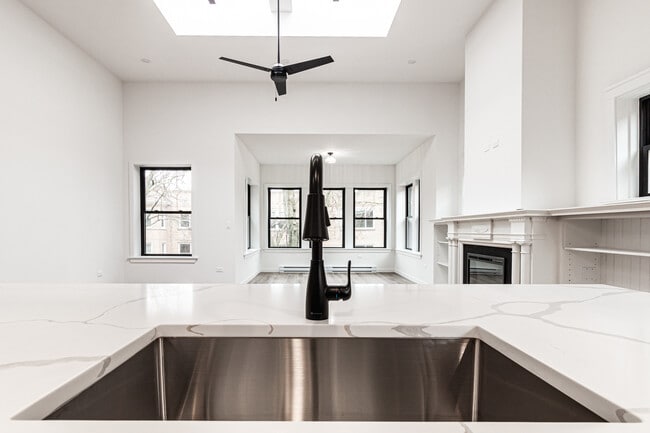 Photo - 1428 W Jonquil Ter Unidad 3