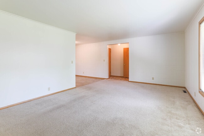 Photo - Indian Hills Village Apartments and Townhomes