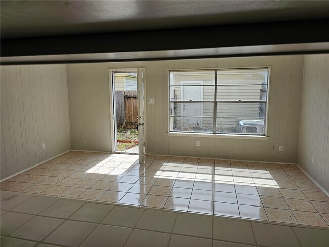 Photo - 12208 Beamer Rd
