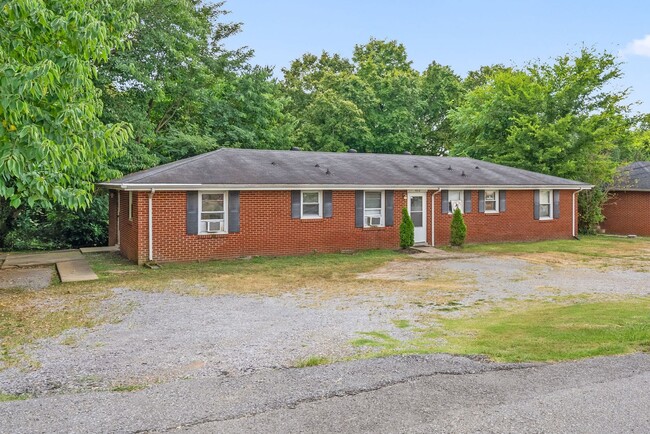Building Photo - 470 Circle Dr Unit 474 Rental
