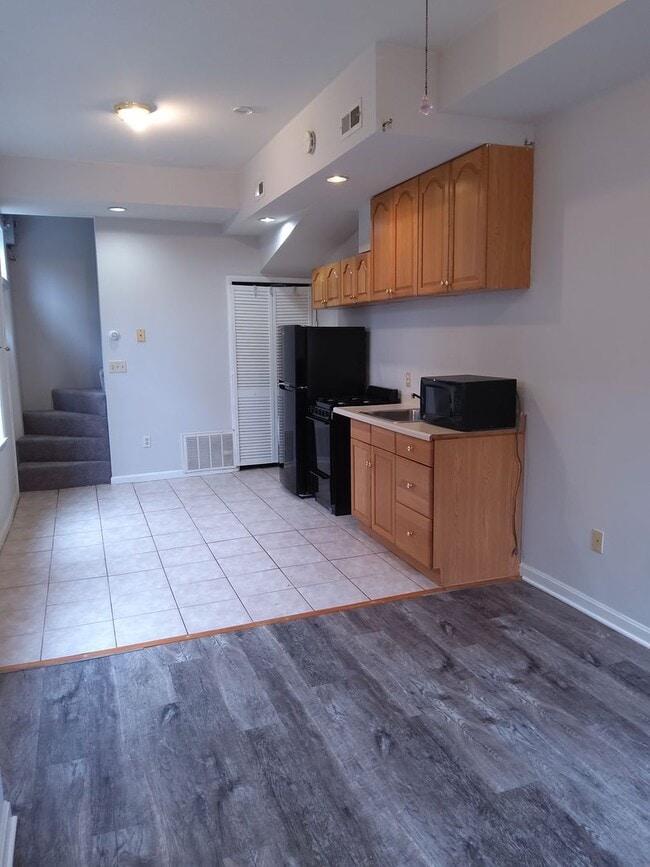 Photo - Little Italy Carriage House offering A/C a...