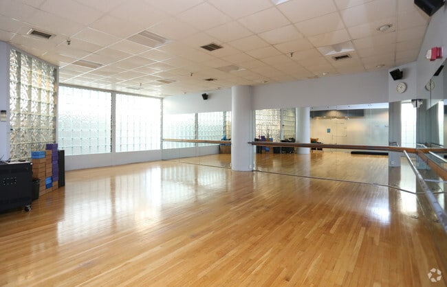 Fitness Center - Atrium On Commonwealth