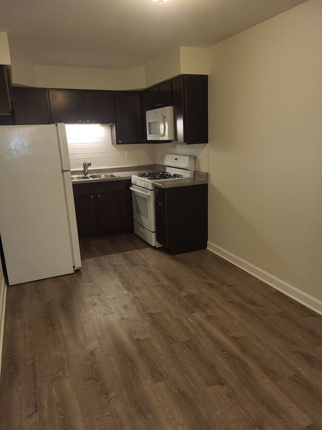 Photo - 1039 College Ave Unit 5W