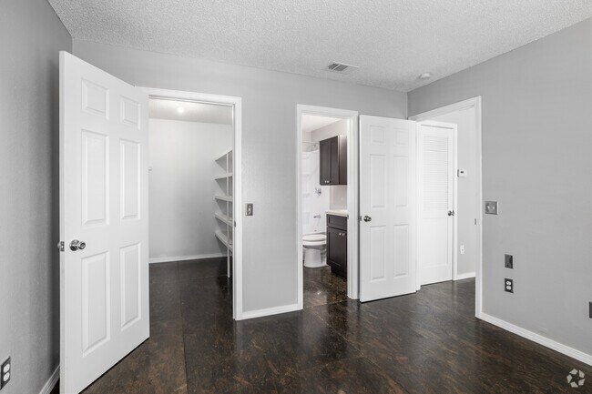 1BR, 1BA Renovated - 478SF - Bedroom